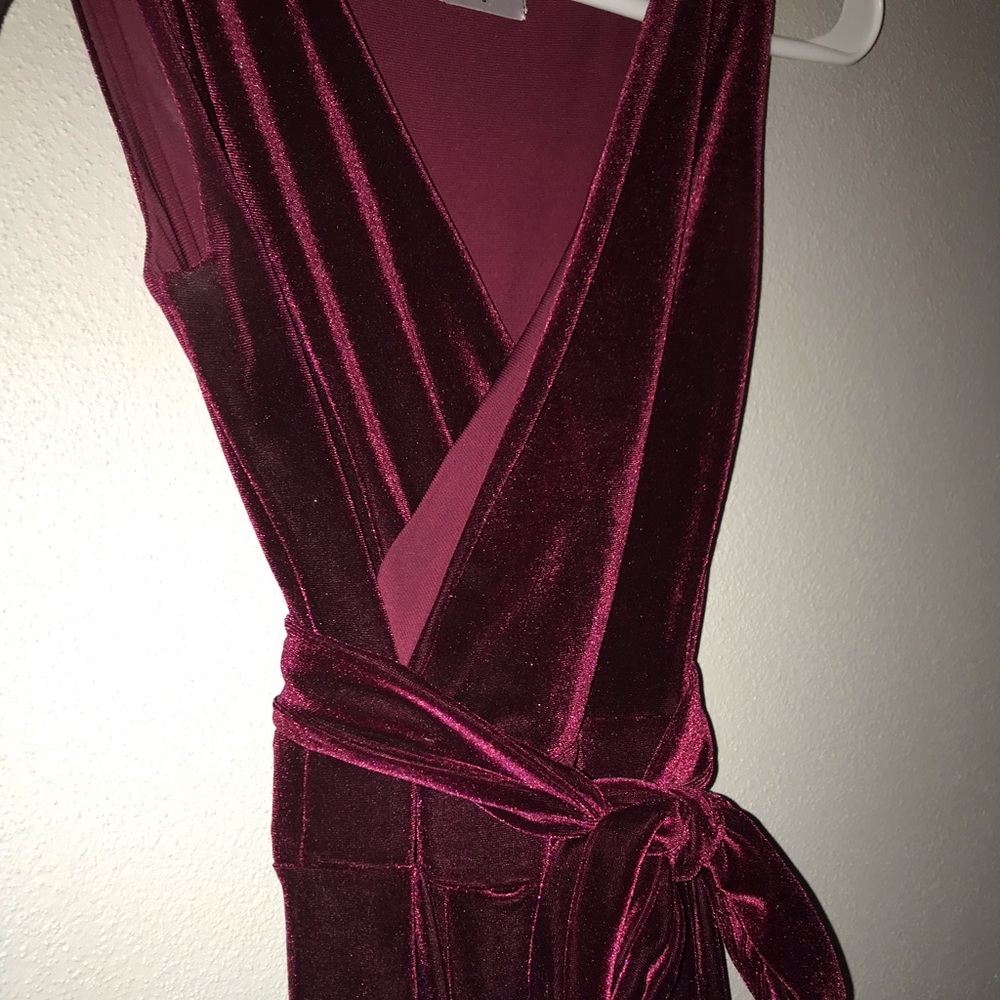 DesirVale Velvet Floor Length Ball Gown - Size 6